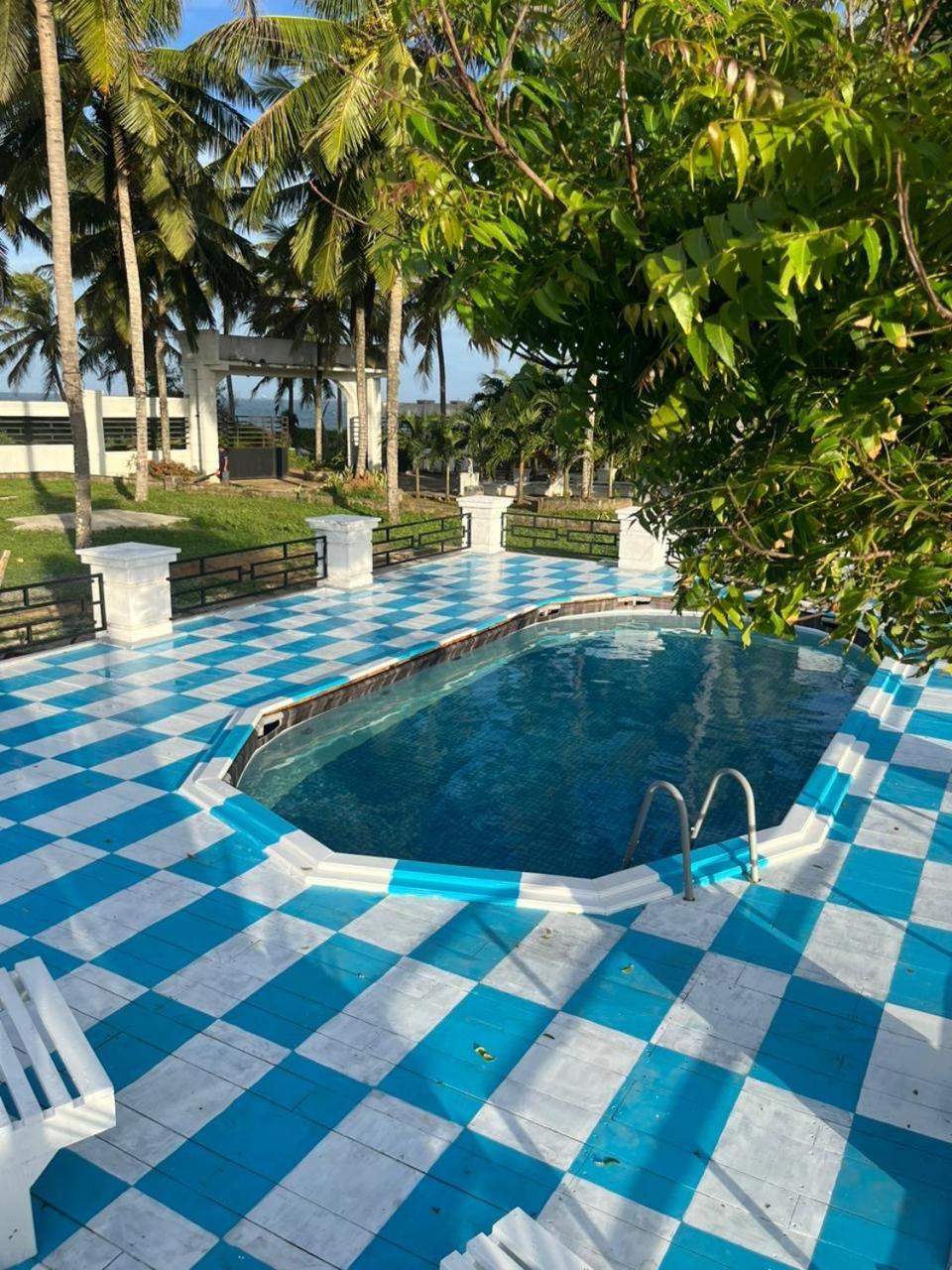 Ceylonta Beach Resort And Spa Hambantota Exterior photo